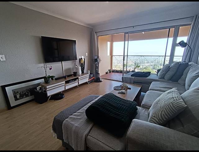 2 BEDROOM TOWNHOUSE FOR SALE IN PRIMROSE HILL